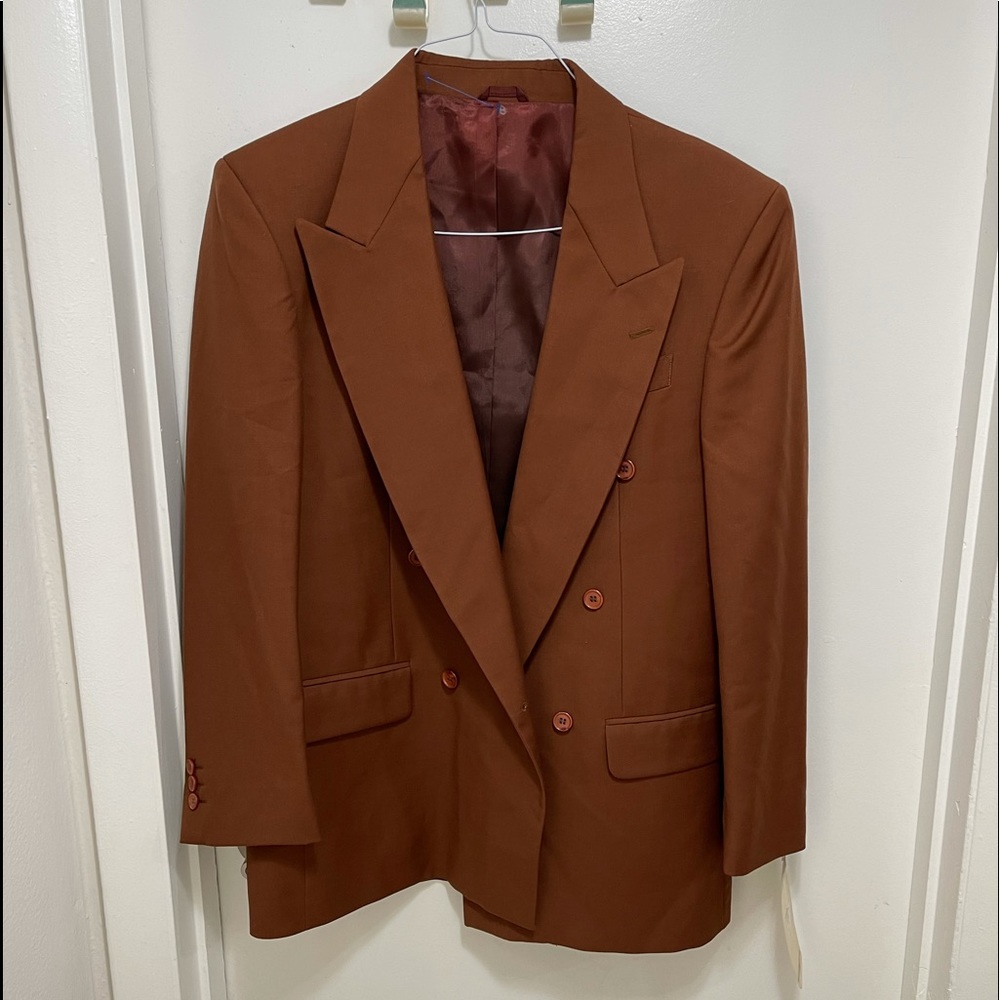 Saint Honore Paris Jacket Size 38. New With Tag. NEVER WORN!!Brand New.100% Wool